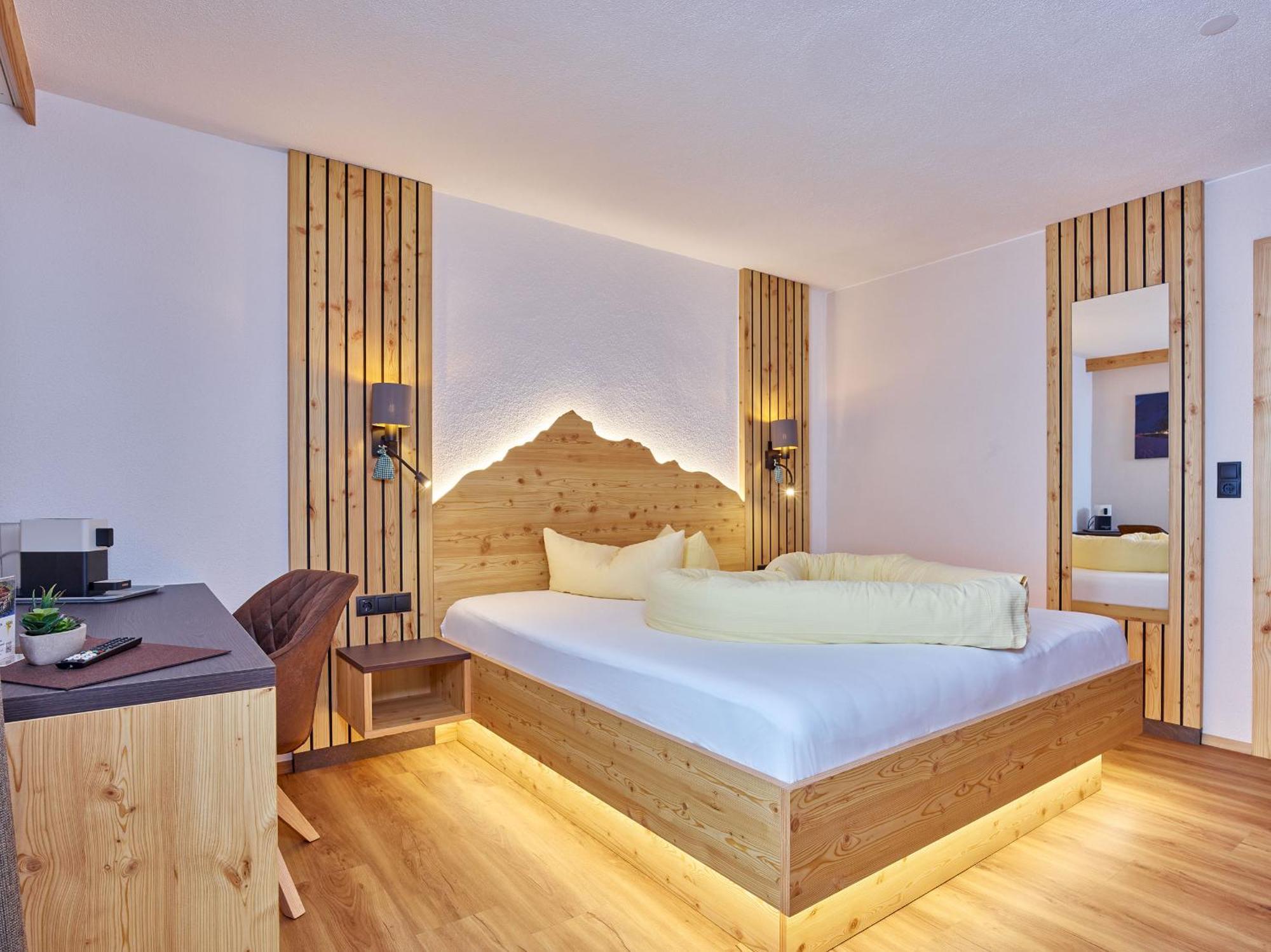 Hotel Alt Vent Tyrol מראה חיצוני תמונה