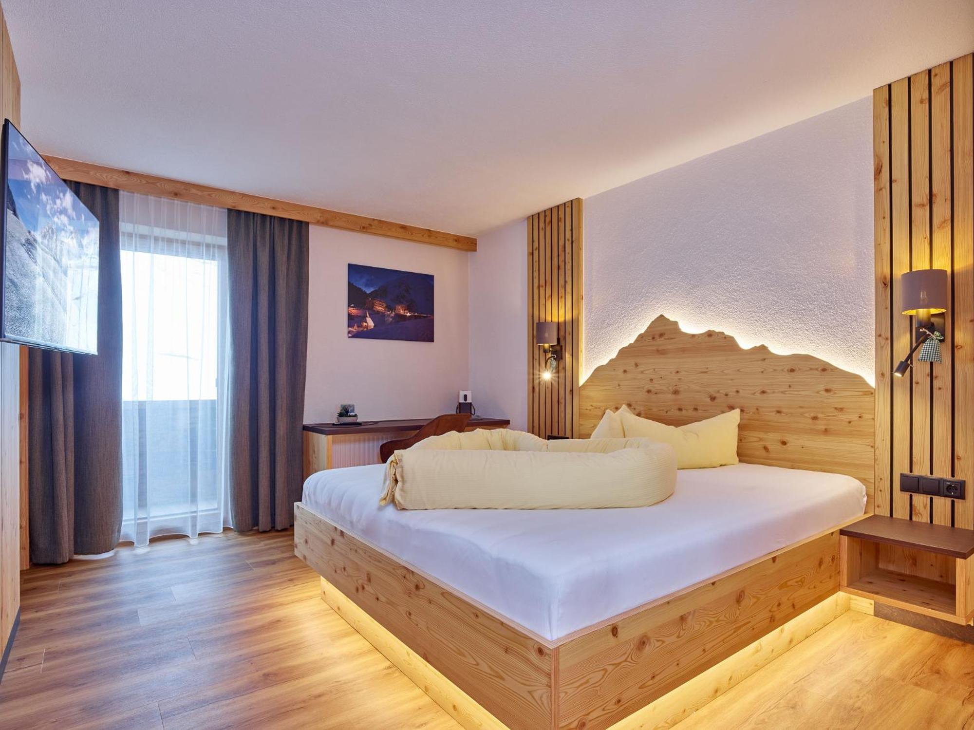 Hotel Alt Vent Tyrol מראה חיצוני תמונה