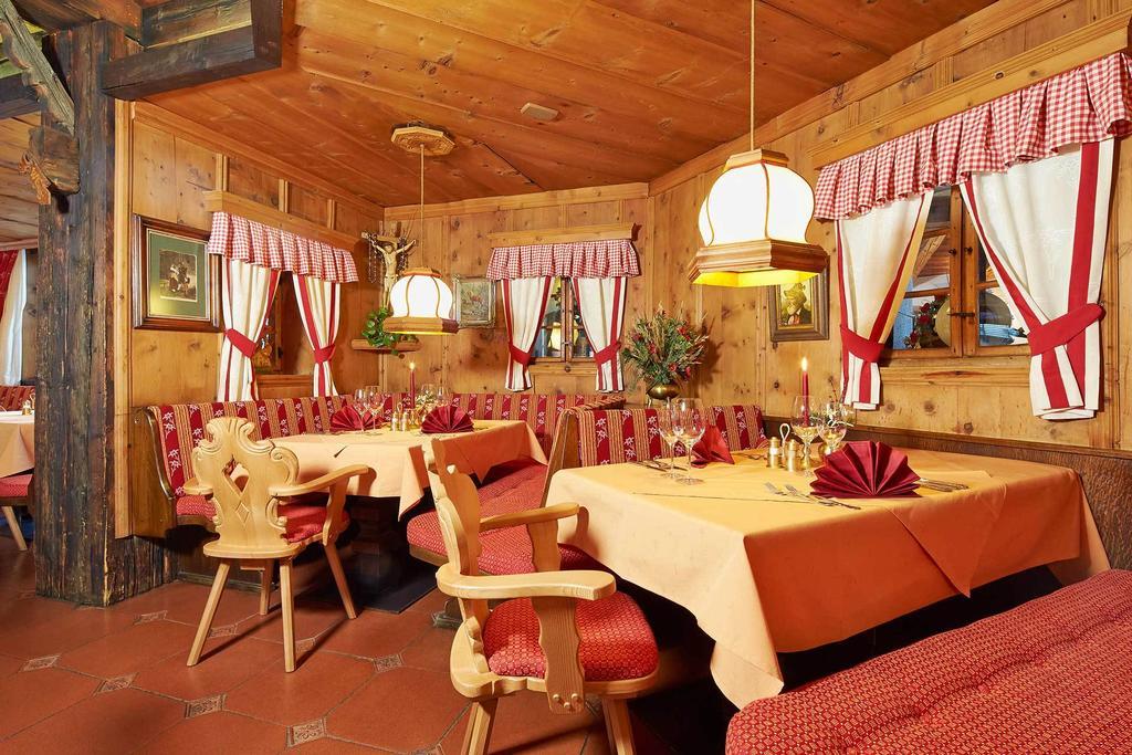 Hotel Alt Vent Tyrol מראה חיצוני תמונה